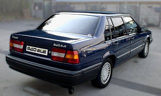 VOLVO940 rear view